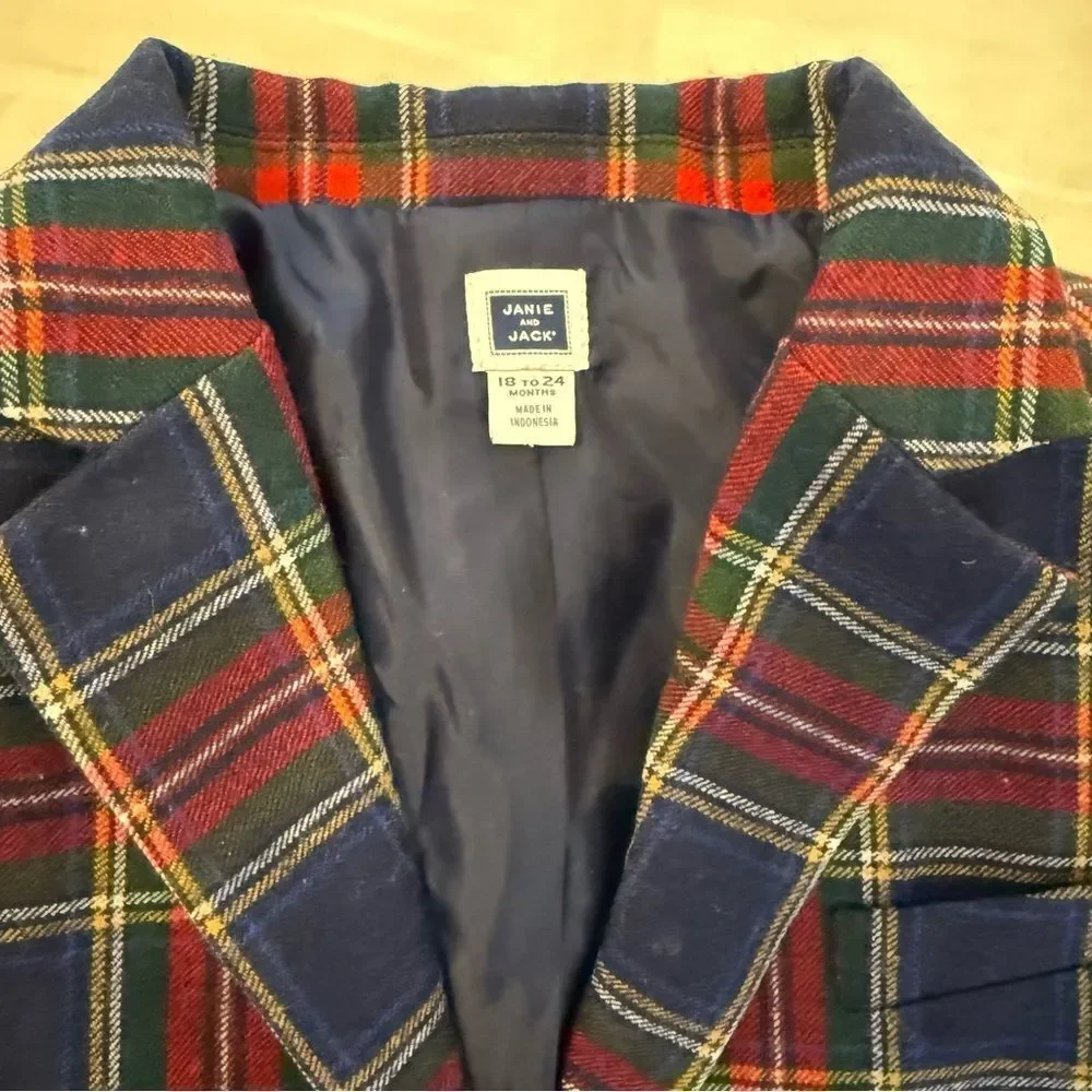 Janie and Jack Navy and Red Plaid Blazer - perfect Christmas tartan blazer!